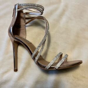 Gorgeous rhinestones Steve Madden Heels